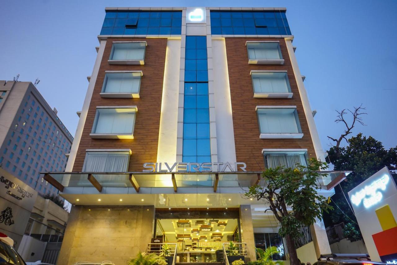 Myspace Hotels Silverstar Bangalore Exterior foto